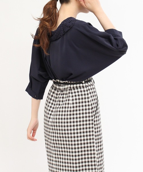 TRUDEA（トルディア）の「ドルマンスリーブシャツブラウス（シャツ/ブラウス・レディース・ネイビー/ホワイト/ピンクベージュ・MEDIUM）」の20枚目の写真