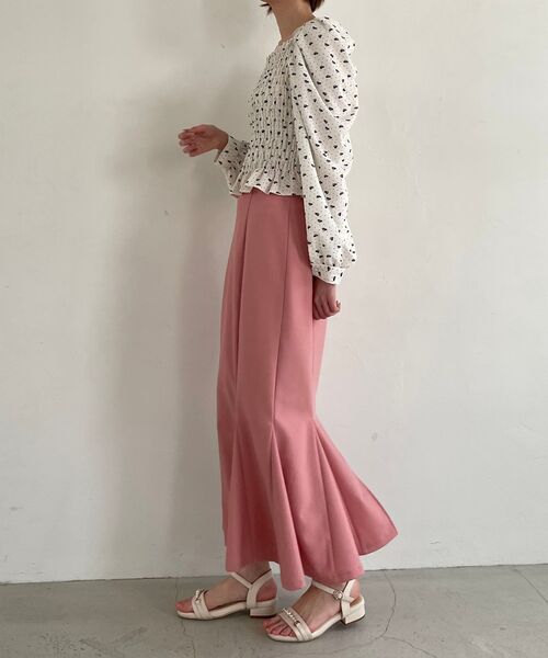 MAJESTIC LEGON（マジェスティックレゴン）の「トキメキパターンシャーリングブラウス（シャツ/ブラウス・レディース・ホワイト系その他2/パープル系その他/ブラック系その他・MEDIUM）」の9枚目の写真