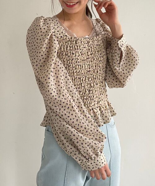 MAJESTIC LEGON（マジェスティックレゴン）の「トキメキパターンシャーリングブラウス（シャツ/ブラウス・レディース・ホワイト系その他2/パープル系その他/ブラック系その他・MEDIUM）」の15枚目の写真