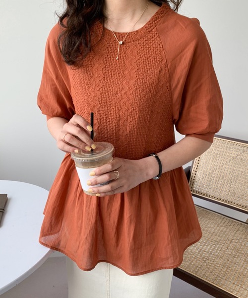 ABITOKYO(アビトーキョー)の「コットンカットワークペプラムブラウス(シャツ/ブラウス・レディース・ブラック/ホワイト/グレー/ブルー/ブラウン/グリーン/ベージュ/ネイビー・S/M)」の12枚目の写真