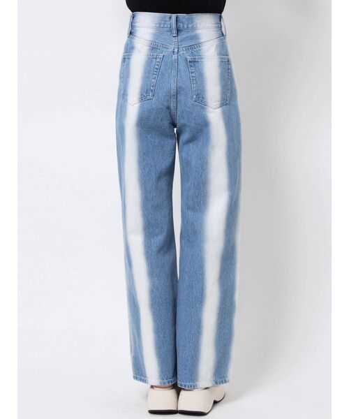 EMODA(エモダ)の「ストライプカラールーズジーンズ(デニムパンツ・レディース・ブラック/ブルー・SMALL/MEDIUM)」の20枚目の写真