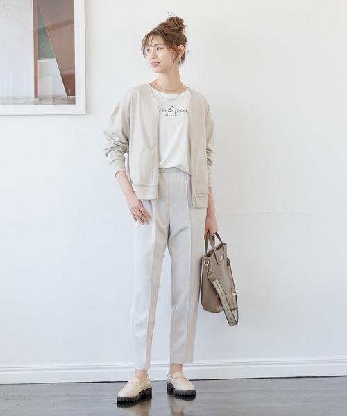 BAYFLOW(ベイフロー)の「Vネックカットブルゾン(ブルゾン・レディース・ブラック/ブルー/モカ/アイボリー・SMALL/MEDIUM)」の10枚目の写真