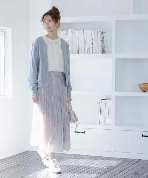 BAYFLOW(ベイフロー)の「Vネックカットブルゾン(ブルゾン・レディース・ブラック/ブルー/モカ/アイボリー・SMALL/MEDIUM)」の15枚目の写真
