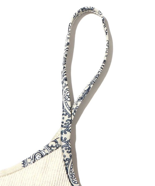 UGG（アグ）の「UGG@mos ペイズリー ロゴ刺繍 リブキャミ / アグ ペイズリーロゴシシュウ リブキャミ（キャミソール・レディース・ブラウン/ライトグレー/ネイビー・M/L）」の9枚目の写真