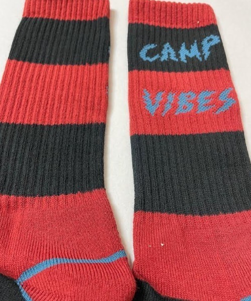 POLeR(ポーラー)の「WEB限定 POLER CAMP VIBES SOCK/ポーラー ソックス(ソックス/靴下・メンズ・ブラック/オリーブ/ホワイト/レッド/ライム/イエロー・FREE)」の8枚目の写真