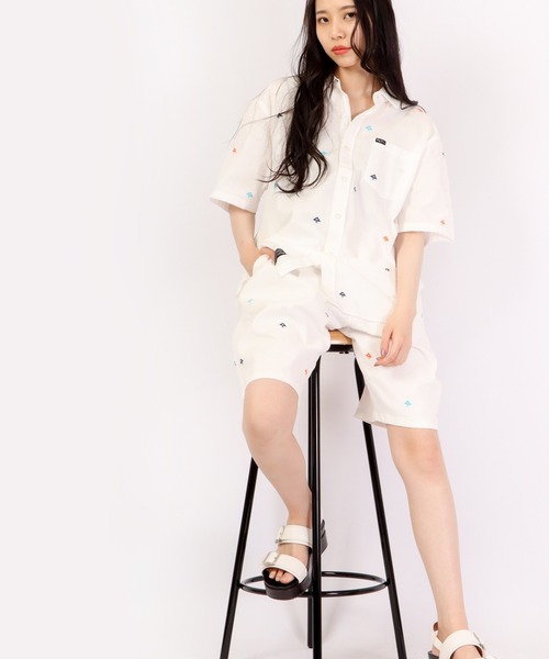 LRG（エルアールジー）の「LRG ツリーロゴプリント半袖シャツ（シャツ/ブラウス・メンズ・ホワイト・L/2XL/XL/M）」の5枚目の写真