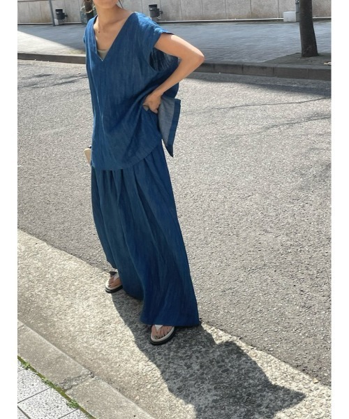 ulu（ウル）の「Linen denim wide pants（デニムパンツ・レディース・ブルー・FREE）」の3枚目の写真