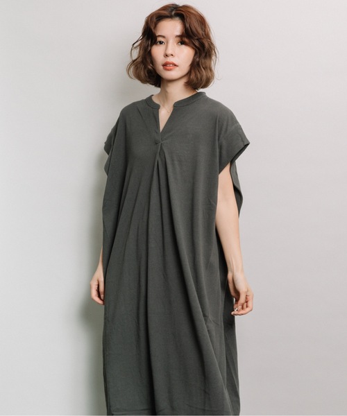 refinedworks（リファインドワークス）の「麻ライクスラブスキッパーOP（ワンピース・レディース・ベージュ/ブラウン/チャコール・FREE）」の2枚目の写真