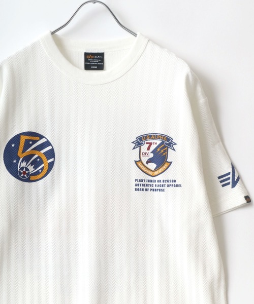 Alpha Industries（アルファインダストリーズ）の「ALPHA/アルファ HERRINGBONE MILITARY BACKPRINT T-SHIRT（Tシャツ/カットソー・メンズ・ホワイト/ブラック/グリーン系その他/ネイビー・L/M/XL）」の20枚目の写真