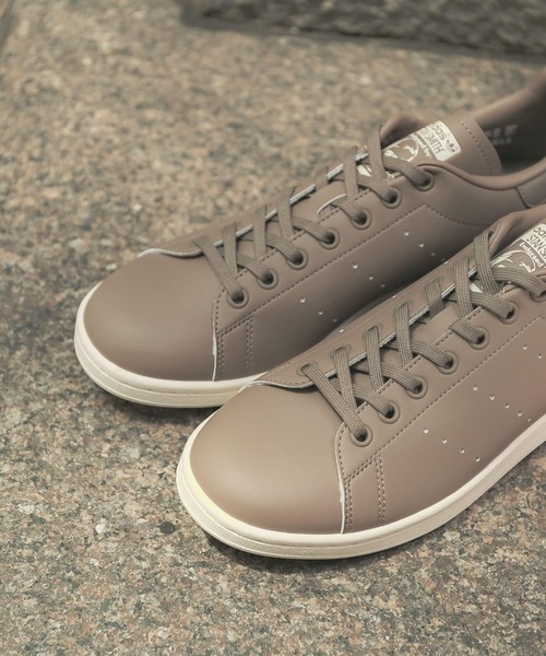 adidas（アディダス）の「STAN SMITH EXCLUSIVE for URBAN RESEARCH（スニーカー・レディース・ブラウン・23/24/25/24.5/23.5）」の6枚目の写真