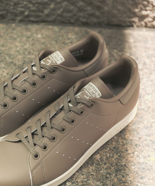 adidas（アディダス）の「STAN SMITH EXCLUSIVE for URBAN RESEARCH（スニーカー・レディース・ブラウン・23/24/25/24.5/23.5）」の7枚目の写真