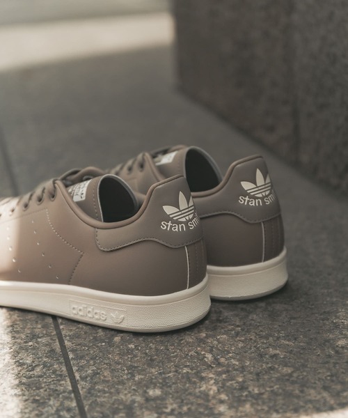 adidas（アディダス）の「STAN SMITH EXCLUSIVE for URBAN RESEARCH（スニーカー・レディース・ブラウン・23/24/25/24.5/23.5）」の10枚目の写真