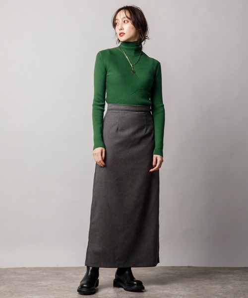 CIENA（シエナ）の「リブアレンジタートルニット（ニット/セーター・レディース・ホワイト/ブラック/オレンジ/グリーン・FREE）」の12枚目の写真