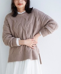 ルーズシルエットケーブルニット