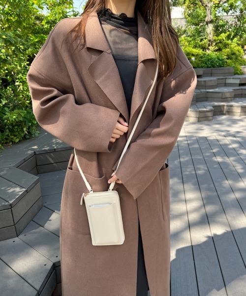 CLEA(クレア)の「ベルト付きオーバーサイズチェスターコート(チェスターコート・レディース・ブラック/ブラウン・FREE)」の4枚目の写真