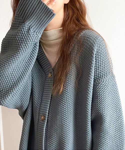 classicalelf(クラシカルエルフ)の「ニットなのに軽量!2wayケーブル編み圧縮ニット オーバーサイズ カーディガン(カーディガン/ボレロ・レディース・ブラック/モカ/グレイッシュベージュ/グレイッシュブルー・SMALL/MEDIUM/LARGE/X-LARGE)」の22枚目の写真