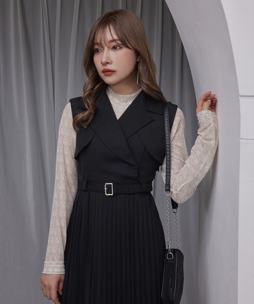 ANDGEEBEE（アンジービー）の「ノースリテーラープリーツワンピ（ワンピース・レディース・ブラウン/ブラック・MEDIUM）」の8枚目の写真