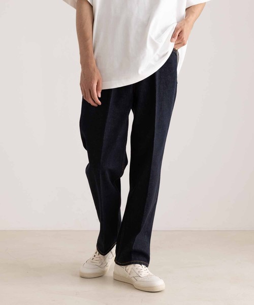 ADAM ET ROPE'(アダムエロペ)の「デニム センタークリース スラックス/サステナブル(デニムパンツ・メンズ・ネイビー/ブラック系その他・L/XL/S/M)」の8枚目の写真