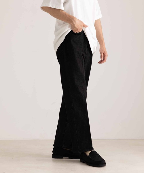 ADAM ET ROPE'(アダムエロペ)の「デニム センタークリース スラックス/サステナブル(デニムパンツ・メンズ・ネイビー/ブラック系その他・L/XL/S/M)」の10枚目の写真