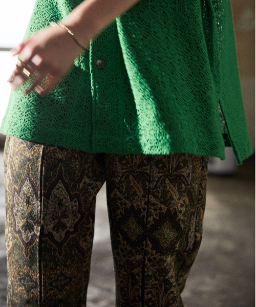 TAUPE（トープ）の「TAUPE/トープ/Paisley Pleats Trousers（その他パンツ・メンズ・パープル/イエロー・1/2）」の9枚目の写真