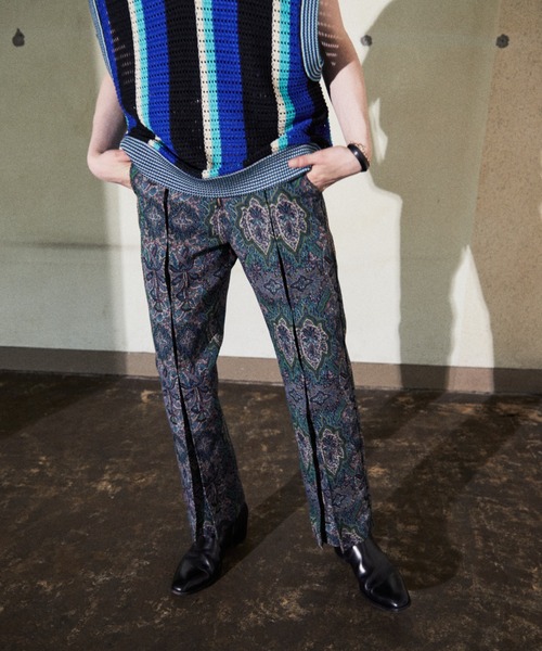 TAUPE（トープ）の「TAUPE/トープ/Paisley Pleats Trousers（その他パンツ・メンズ・パープル/イエロー・1/2）」の4枚目の写真