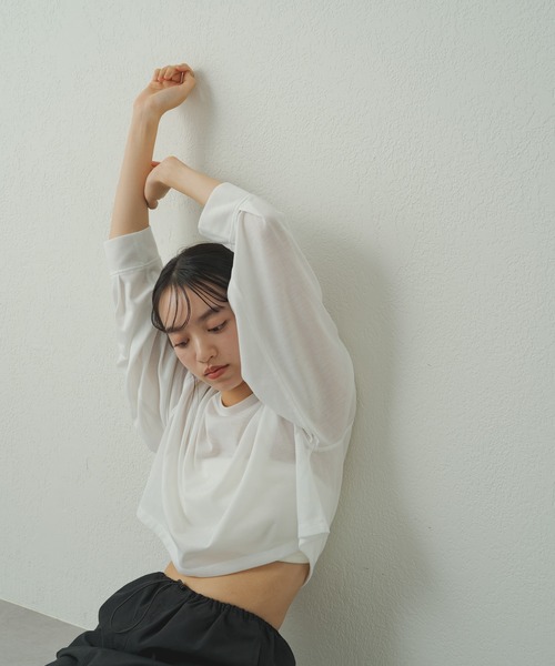 earthy(アーシー)の「【earthy_】シアークロップドロンT(Tシャツ/カットソー・レディース・オフホワイト/オレンジ/ブラック・FREE)」の17枚目の写真