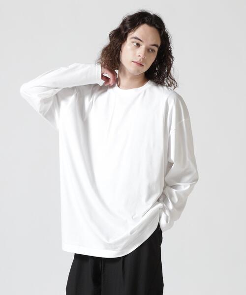 ATON(エイトン)の「ATON (エイトン)SUVIN60/2 | OVERSIZED L/S T-SHIRT(Tシャツ/カットソー・メンズ・ホワイト/ブラック/レッド系その他4/オリーブ系/ネイビー/ブルー/その他1/チャコールグレー/モスグリーン/キャメル・6/4/2)」の1枚目の写真