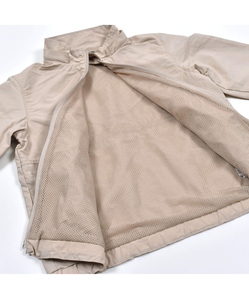 BeBe(ベベ)の「BeBe/【撥水加工】ヴィンテージタフタフード取り外し可能ジャケット (90~150cm)(ナイロンジャケット・キッズ・ベージュ/ブルー・90/130/120/150/100/110/140)」の12枚目の写真