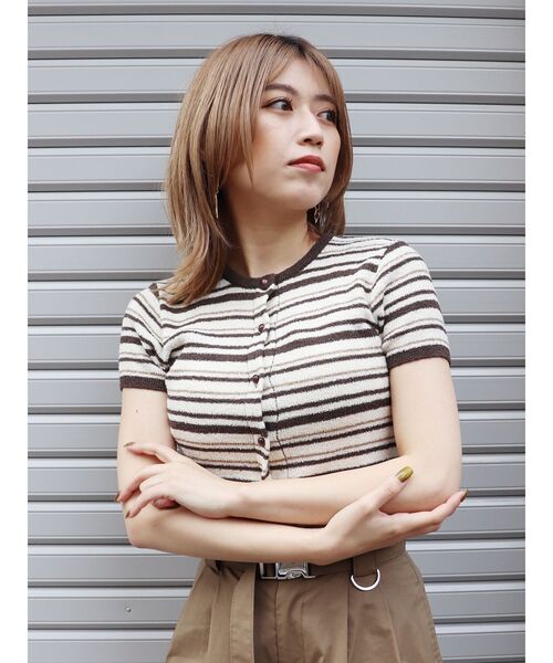 MURUA（ムルーア）の「ミニマルチボーダーカーデトップス（カーディガン/ボレロ・レディース・ネイビー/ブラウン/オレンジ・FREE）」の9枚目の写真