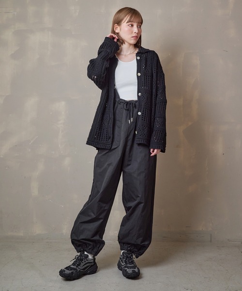 Lull（ルル）の「【Lull / ルル】パネルメッシュニットシャツ（ニット/セーター・レディース・ブラック/オフホワイト/サックスブルー・ONESIZE）」の4枚目の写真