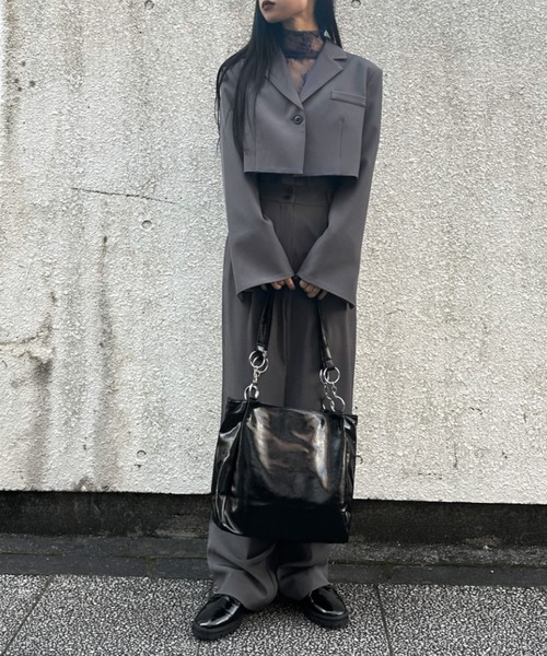 LVEU.（ラブユ.）の「【LVEU.】リングデザインエナメル調バッグ / バッグ 鞄 BAG エナメル リング チェーン トート A4 通勤 通学 合皮 ブラック カーキ（トートバッグ・レディース・カーキ/ブラック・FREE）」の6枚目の写真