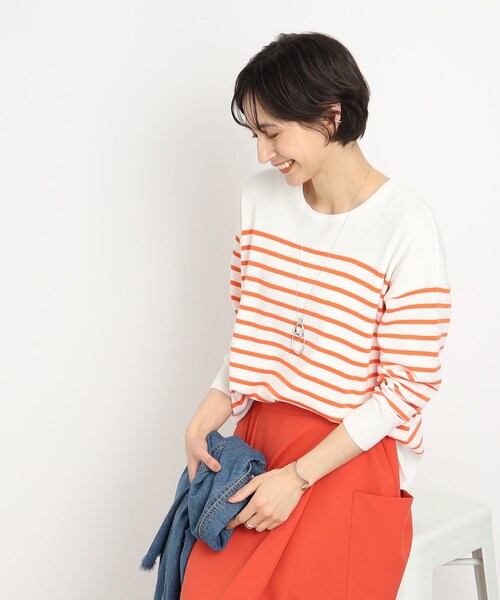 DRESKIP(ドレスキップ)の「◆いつものコーデに彩りを【洗える】なめらかタッチ総針ニット(ニット/セーター・レディース・ピンク系/オレンジ系7/イエロー/ベージュ系2/グリーン/ブラック系2・03/02/04)」の6枚目の写真