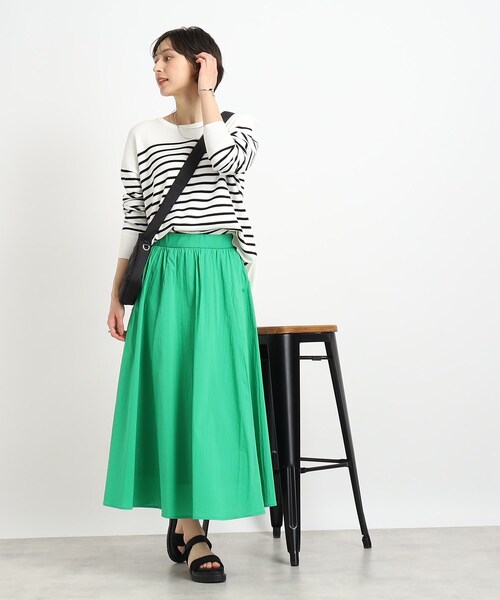 DRESKIP(ドレスキップ)の「◆いつものコーデに彩りを【洗える】なめらかタッチ総針ニット(ニット/セーター・レディース・ピンク系/オレンジ系7/イエロー/ベージュ系2/グリーン/ブラック系2・03/02/04)」の14枚目の写真