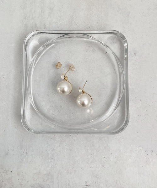 thank U more(サンキューモア)の「パール×ラインストーンモチーフ ピアス【両耳用】(ピアス(両耳用)・レディース・ホワイト/ピンク/ブルー/グリーン・FREE)」の6枚目の写真