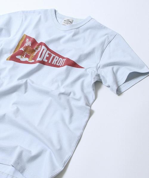 coen（コーエン）の「ペナントプリントTシャツ（Tシャツ/カットソー・メンズ・ライトブルー/ネイビー/オフホワイト・LARGE/X-LARGE/MEDIUM/SMALL）」の3枚目の写真