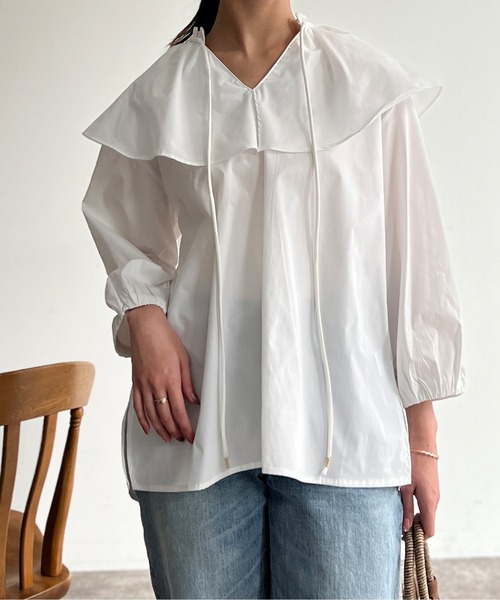 Chez toi（シェトワ）の「BIGカラーブラウス（シャツ/ブラウス・レディース・ブラック/オフホワイト/サックスブルー・FREE）」の4枚目の写真