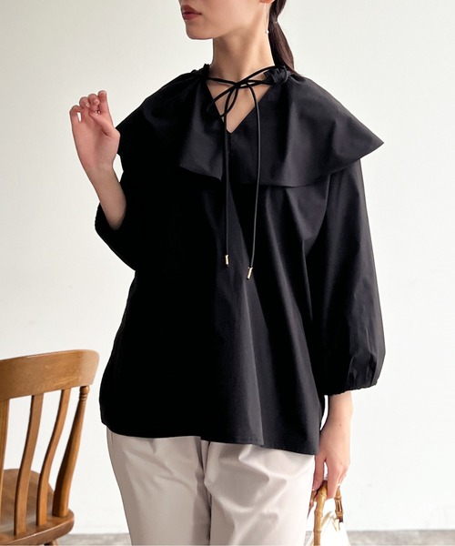 Chez toi（シェトワ）の「BIGカラーブラウス（シャツ/ブラウス・レディース・ブラック/オフホワイト/サックスブルー・FREE）」の6枚目の写真