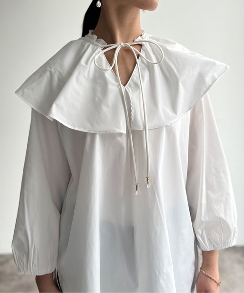 Chez toi（シェトワ）の「BIGカラーブラウス（シャツ/ブラウス・レディース・ブラック/オフホワイト/サックスブルー・FREE）」の16枚目の写真