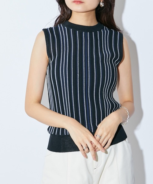 Lui's（ルイス）の「マルチストライプニットタンクトップ（ニット/セーター・レディース・オフホワイト/ブラック/ブルー・FREE）」の12枚目の写真