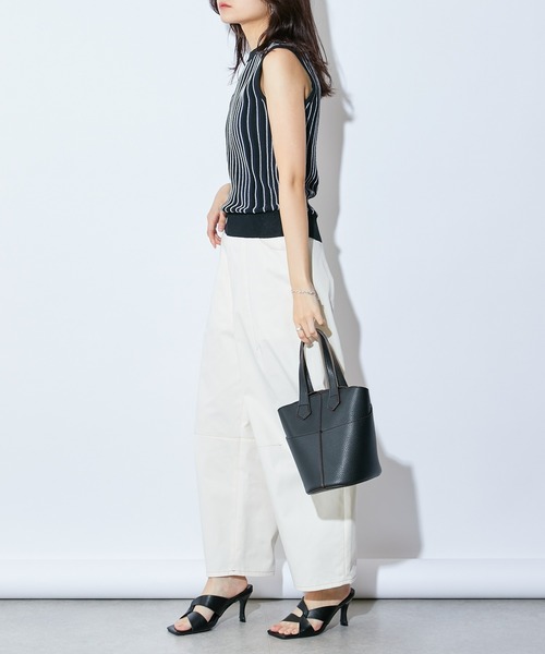 Lui's（ルイス）の「マルチストライプニットタンクトップ（ニット/セーター・レディース・オフホワイト/ブラック/ブルー・FREE）」の15枚目の写真