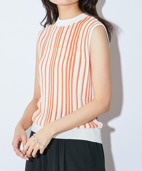 Lui's（ルイス）の「マルチストライプニットタンクトップ（ニット/セーター・レディース・オフホワイト/ブラック/ブルー・FREE）」の6枚目の写真