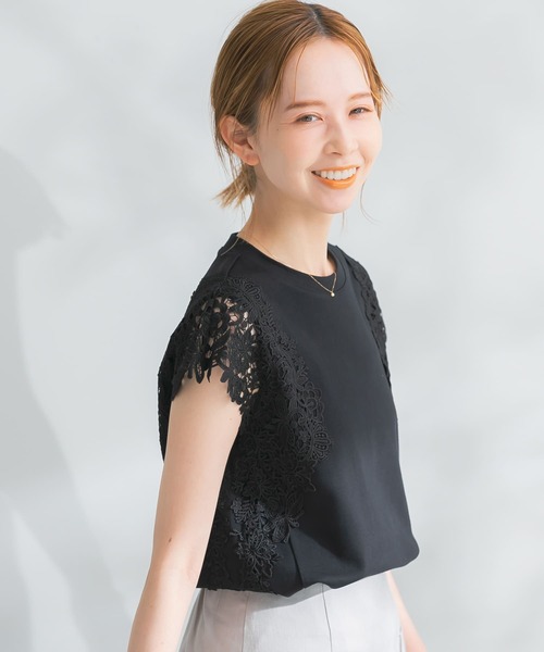 URBAN RESEARCH ROSSO WOMEN（アーバンリサーチ　ロッソ）の「レースフレンチスリーブプルオーバー（Tシャツ/カットソー・レディース・ブラック/ホワイト/グレー系その他・FREE）」の18枚目の写真