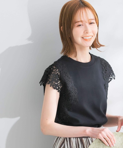 URBAN RESEARCH ROSSO WOMEN（アーバンリサーチ　ロッソ）の「レースフレンチスリーブプルオーバー（Tシャツ/カットソー・レディース・ブラック/ホワイト/グレー系その他・FREE）」の21枚目の写真