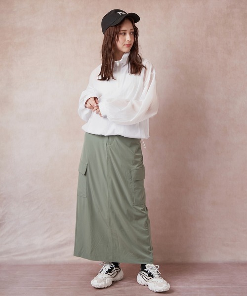 Lull(ルル)の「【Lull / ルル】シアーアノラックパーカー(パーカー・レディース・ホワイト/ブルー/ブラック・ONESIZE)」の6枚目の写真