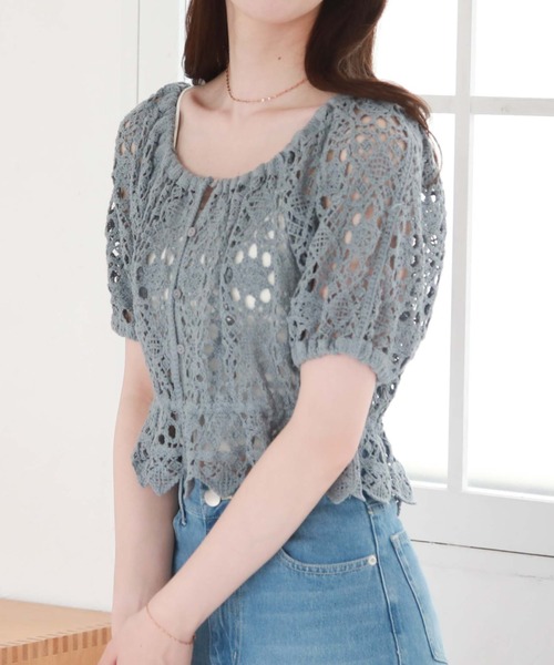 archives(アルシーヴ)の「クロシェ編み2wayTOPS(シャツ/ブラウス・レディース・ブルー/アイボリー/ブラック・MEDIUM)」の21枚目の写真