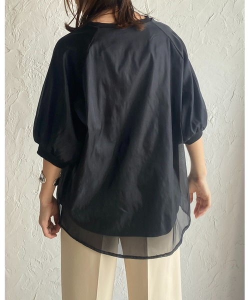 She's Closet(シーズクローゼット)の「オーガンジー異素材ドッキングボリュームスリーブシアーレイヤード半袖Tシャツ(Tシャツ/カットソー・レディース・ブラック/ホワイト/グレー/グリーン・FREE)」の6枚目の写真