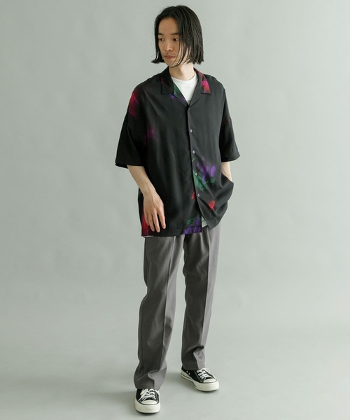 URBAN RESEARCH（アーバンリサーチ）の「URBAN RESEARCH iD　アブストラクトプリントオープンカラーシャツ（シャツ/ブラウス・メンズ・ブラック/ネイビー・MEDIUM/LARGE）」の5枚目の写真