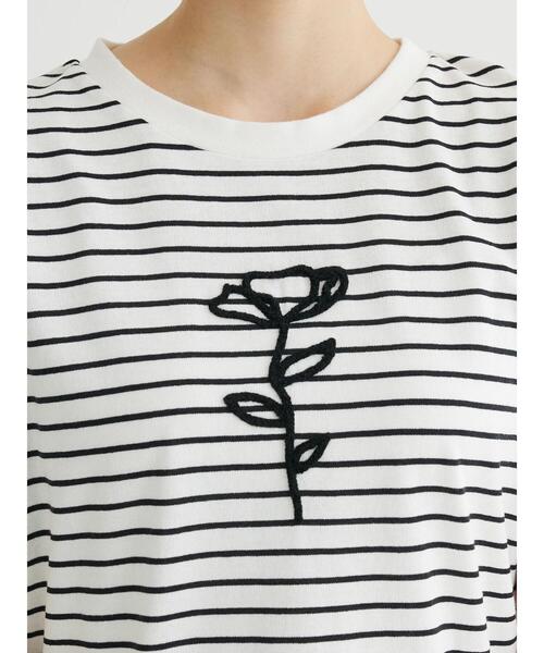 RAY CASSIN FAVORI(レイカズンフェバリ)の「・RAY CASSIN フラワーサガラ刺繍Tシャツ(Tシャツ/カットソー・レディース・その他7/チャコールグレー/オフホワイト・FREE)」の20枚目の写真