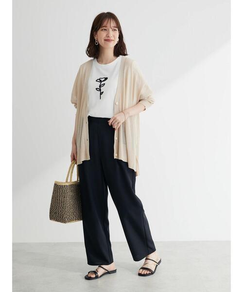 RAY CASSIN FAVORI(レイカズンフェバリ)の「・RAY CASSIN フラワーサガラ刺繍Tシャツ(Tシャツ/カットソー・レディース・その他7/チャコールグレー/オフホワイト・FREE)」の18枚目の写真