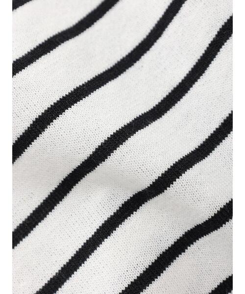 RAY CASSIN FAVORI(レイカズンフェバリ)の「・RAY CASSIN フラワーサガラ刺繍Tシャツ(Tシャツ/カットソー・レディース・その他7/チャコールグレー/オフホワイト・FREE)」の7枚目の写真
